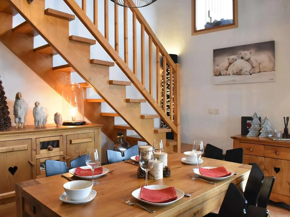 Chalet Cosy Avec Mezzanine, Poele A Bois, Wifi Et Parking - Meribel - Fr-1-180-570 Les Allues フランス
