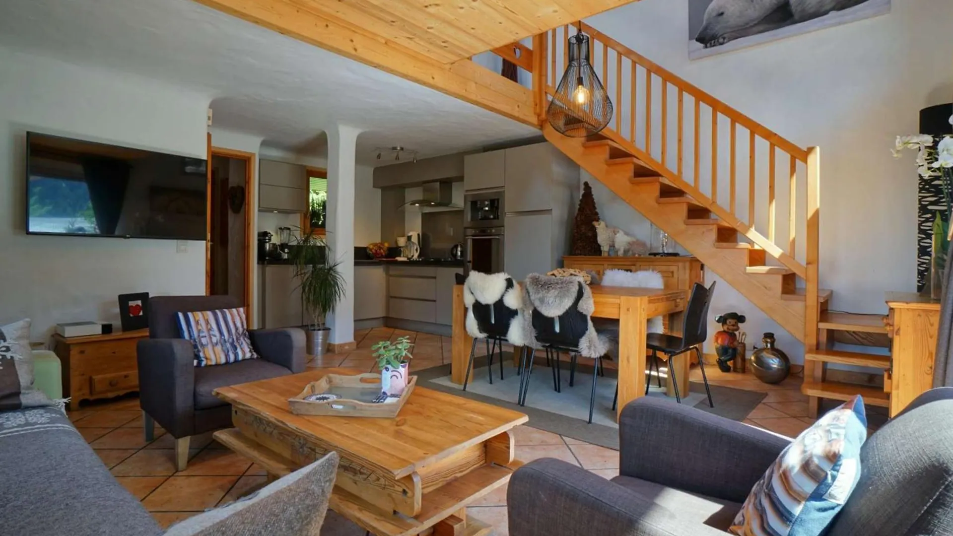 Chalet Cosy Avec Mezzanine, Poele A Bois, Wifi Et Parking - Meribel - Fr-1-180-570 Les Allues フランス